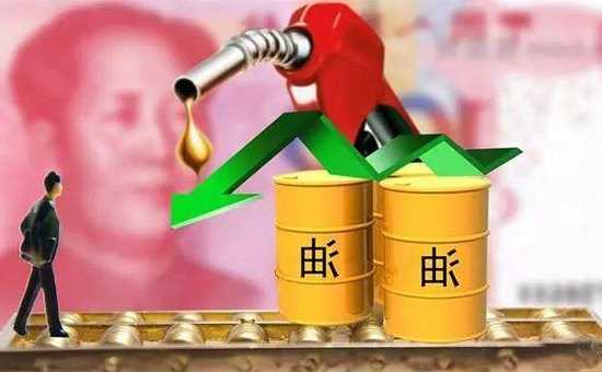 油价大起大落，多只原油基金持续提示溢价风险
